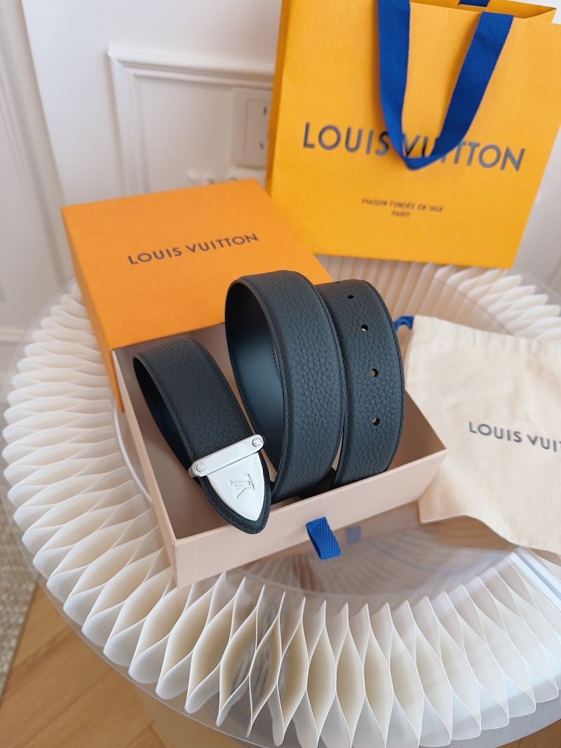 l0vis Vvtt0n belts